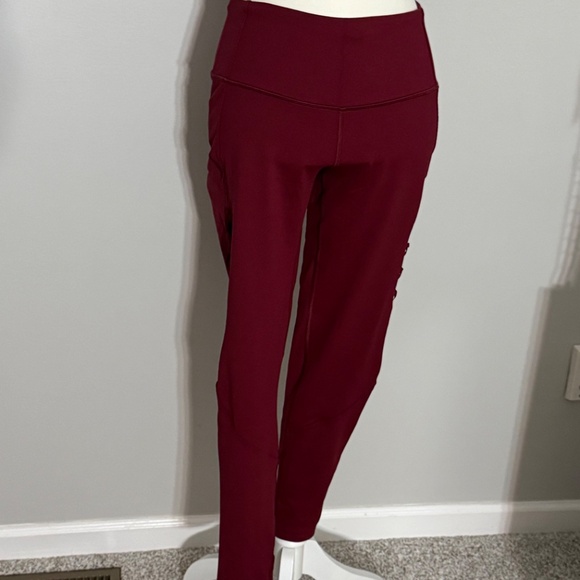 2 Pairs of Victoria Secret Sport Leggings - Picture 4 of 8